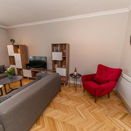City Center De Lux Apartment بار المظهر الخارجي الصورة
