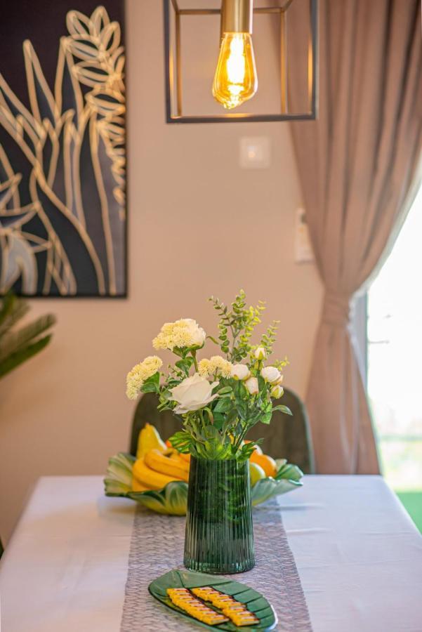 City Center De Lux Apartment بار المظهر الخارجي الصورة